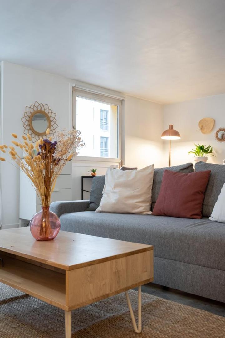 Spacious Apartment W Private Parking In Old Лил Екстериор снимка