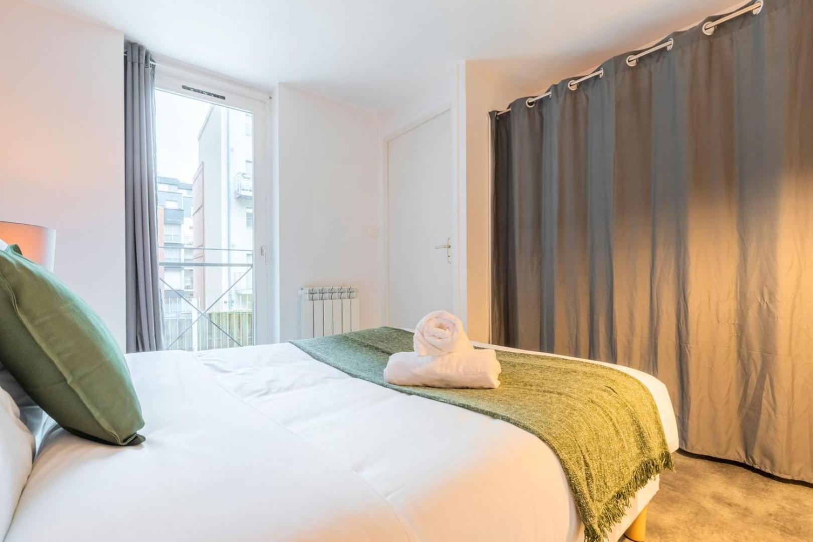 Spacious Apartment W Private Parking In Old Лил Екстериор снимка