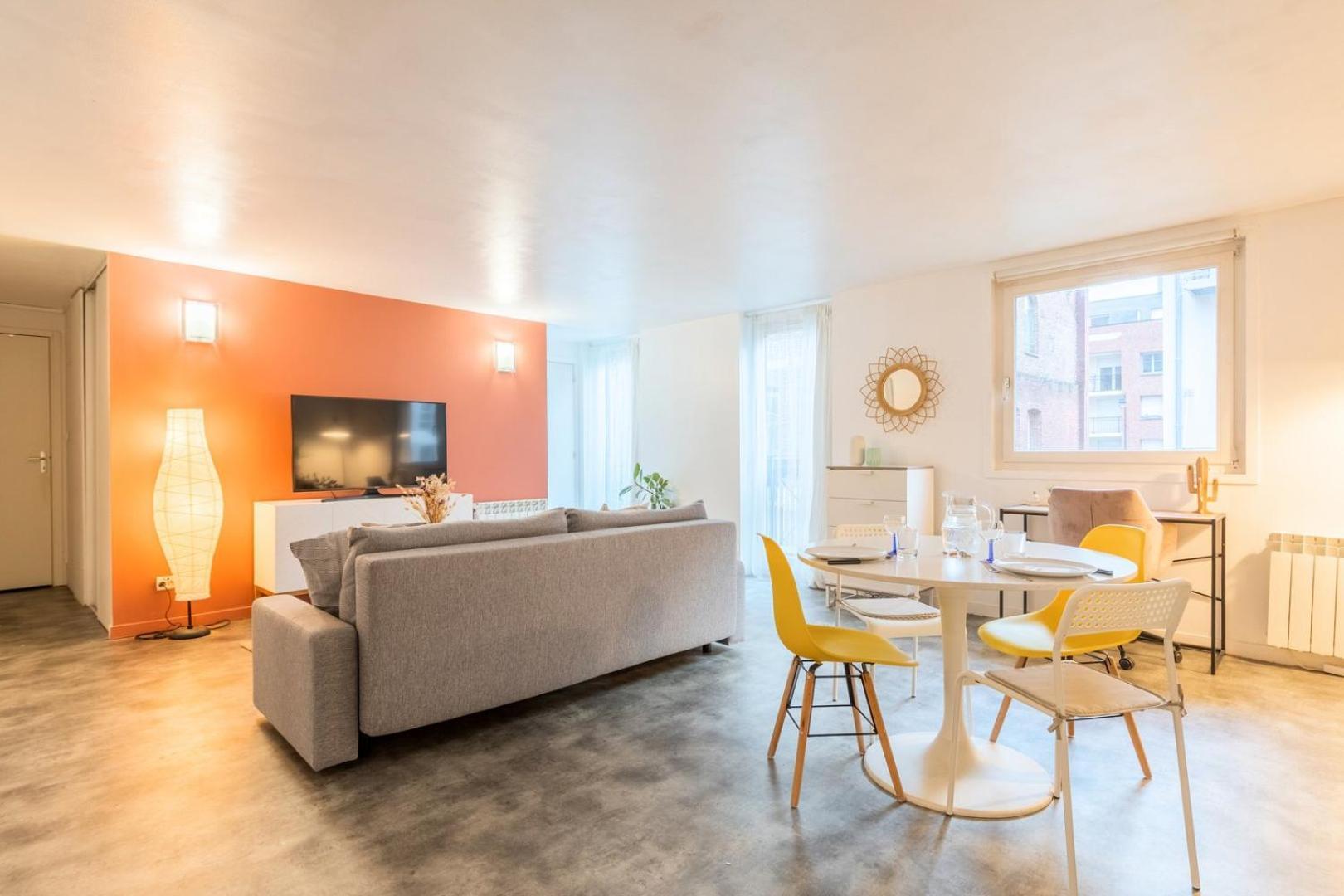 Spacious Apartment W Private Parking In Old Лил Екстериор снимка